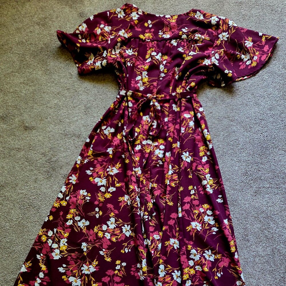 Isabel maternity size small floral high low hem dress